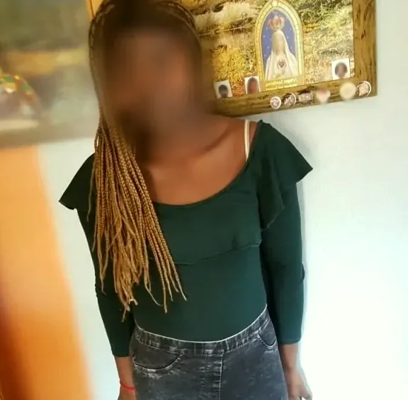 Chiara, 36