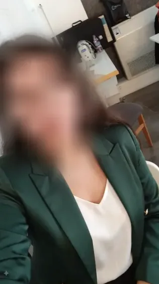 Jasmin, 27