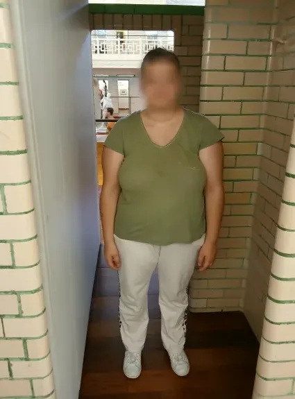 Lilly, 23