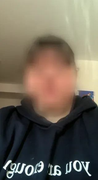 Lilly, 31