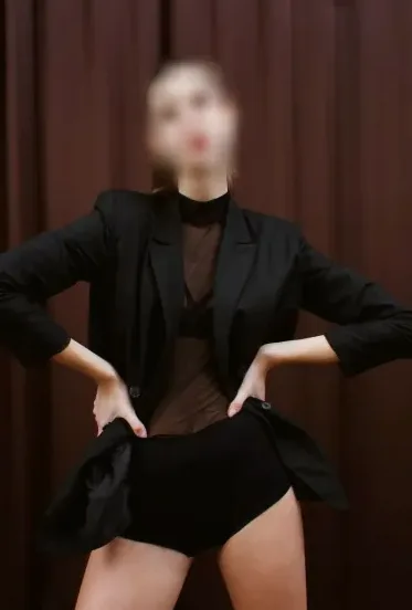 Maja, 31