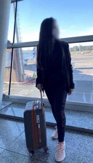 Manuela, 31