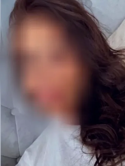 Marie, 33