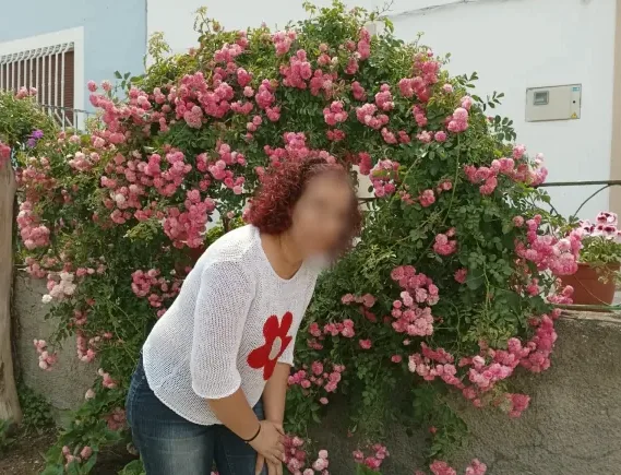 Selina, 35