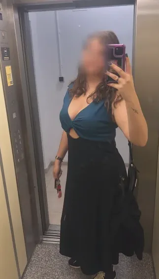 Yvonne, 35