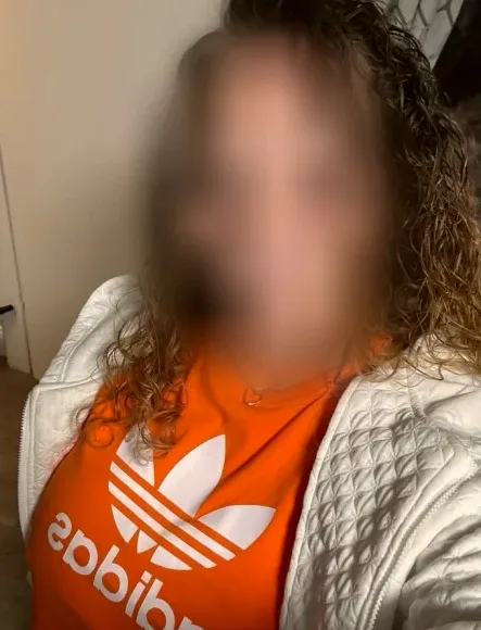 Yvonne, 39